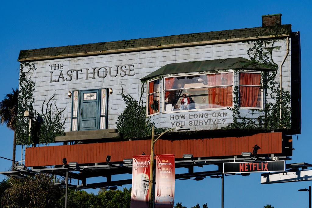 Netflix Stunt Put a Man Inside a Billboard for 24 Hours